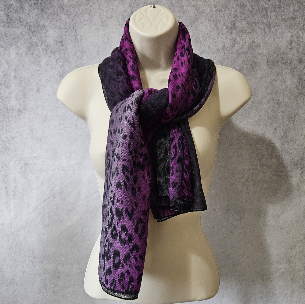 VINTAGE Lightweight Sheer Ombre Leopard Print Scarf